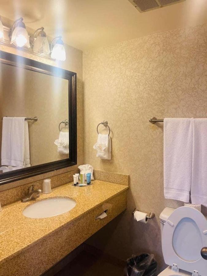 Senate Suites Extended Stay Hotel Τοπέκα Εξωτερικό φωτογραφία