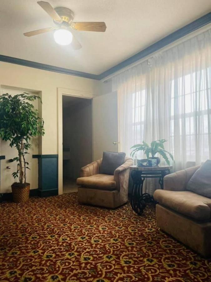 Senate Suites Extended Stay Hotel Τοπέκα Εξωτερικό φωτογραφία